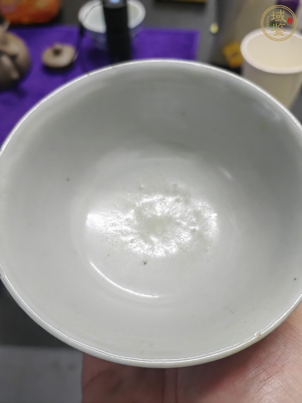 古玩陶瓷祭藍釉茶圓真品鑒賞圖