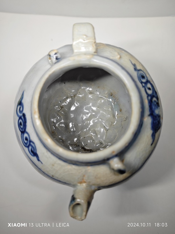 古玩陶瓷明空白期青花纏枝花卉紋執(zhí)壺拍賣,當(dāng)前價格5678元