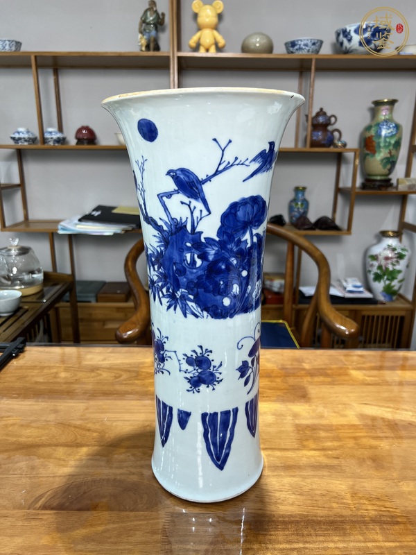 古玩陶瓷青花花鳥紋花觚真品鑒賞圖