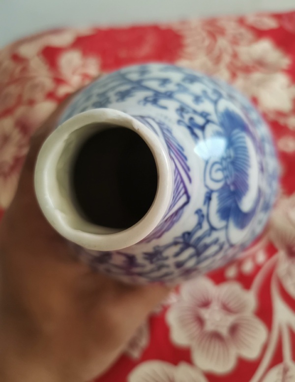 古玩陶瓷青花淡描花卉紋葫蘆瓶，注意品相拍賣，當(dāng)前價(jià)格0元