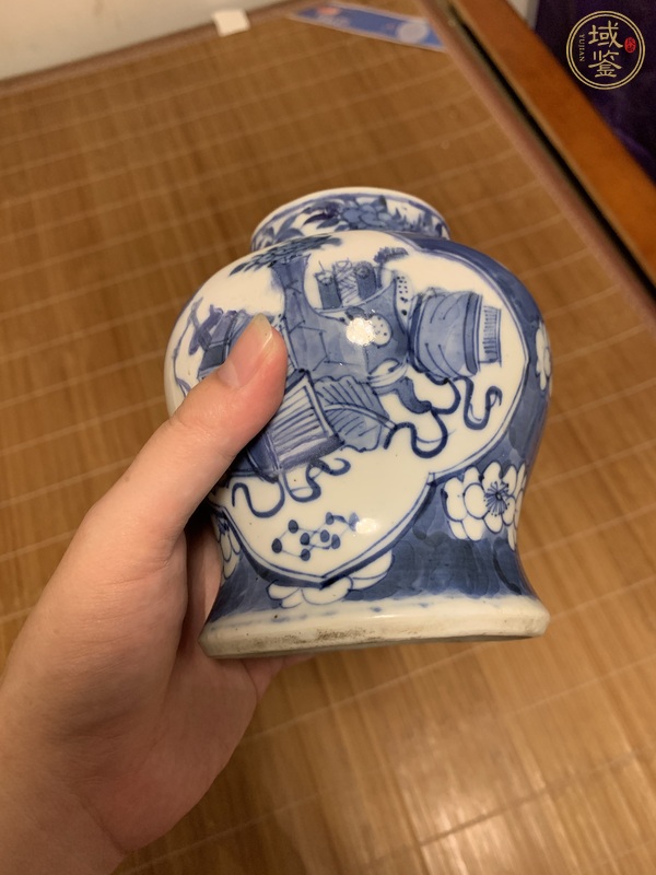 古玩陶瓷博古圖青花罐真品鑒賞圖