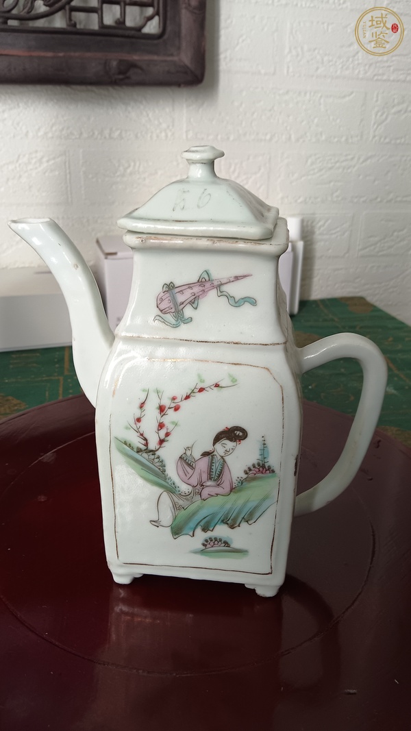 古玩陶瓷粉彩仕女人物四方茶壺真品鑒賞圖