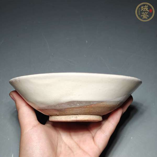 古玩陶瓷磁州窯白釉茶碗真品鑒賞圖