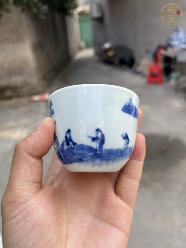 古玩陶瓷青花山水人物紋仰鐘杯真品鑒賞圖