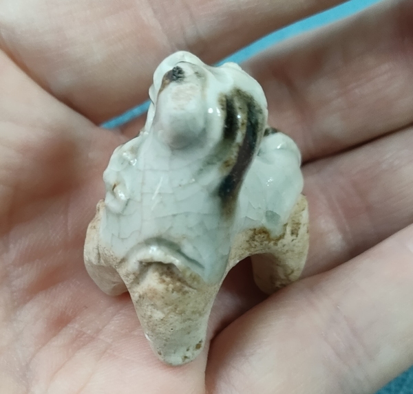 古玩陶瓷定窯宋金白釉點(diǎn)褐彩小羊瓷塑玩具拍賣，當(dāng)前價(jià)格1200元