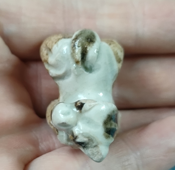 古玩陶瓷定窯宋金白釉點(diǎn)褐彩小羊瓷塑玩具拍賣，當(dāng)前價(jià)格1200元