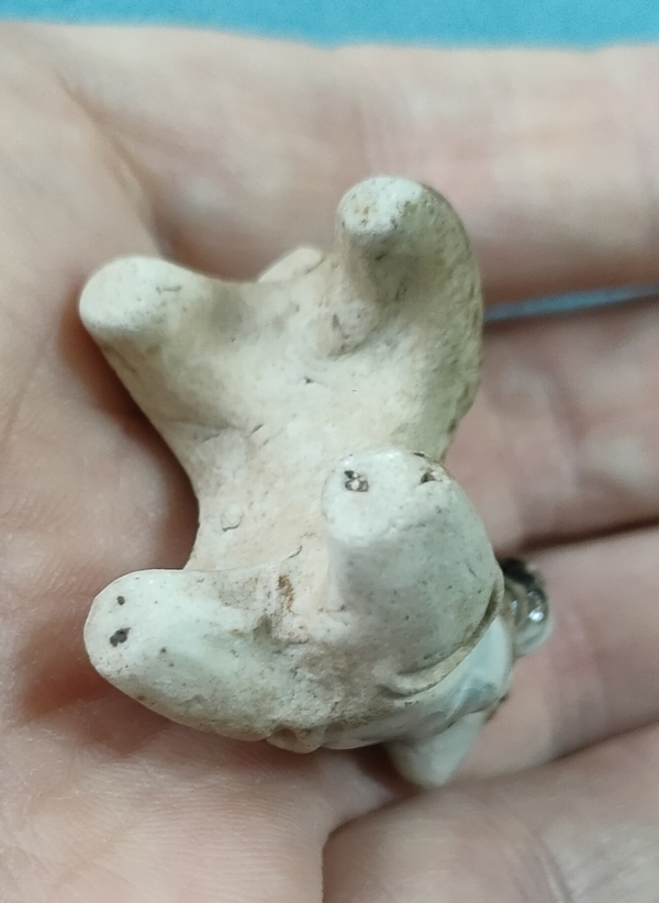 古玩陶瓷定窯宋金白釉點(diǎn)褐彩小羊瓷塑玩具拍賣，當(dāng)前價(jià)格1200元