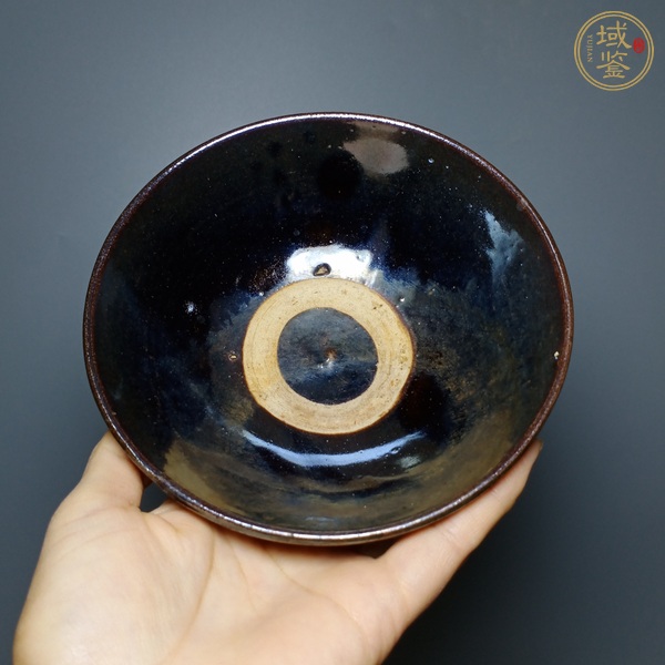 古玩陶瓷茶碗真品鑒賞圖