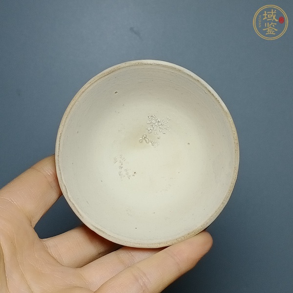 古玩陶瓷磁州窯白釉茶碗真品鑒賞圖