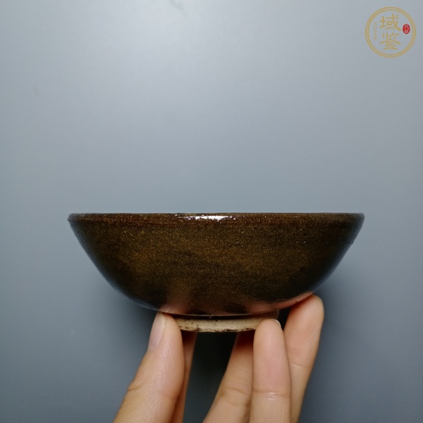 古玩陶瓷茶碗真品鑒賞圖