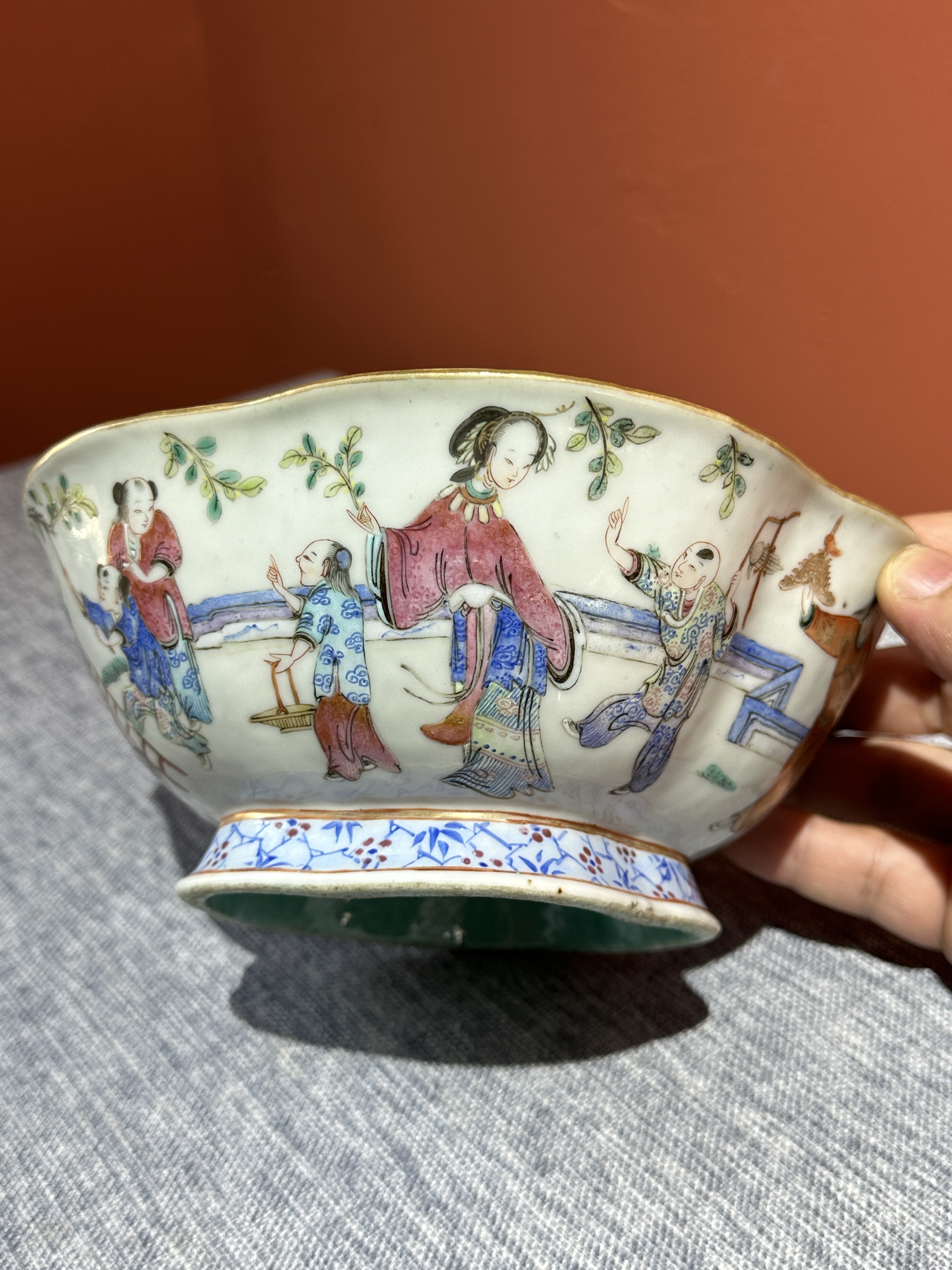 域鉴古玩】清代同治粉彩人物纹碗鉴定结果_清代同治粉彩人物纹碗