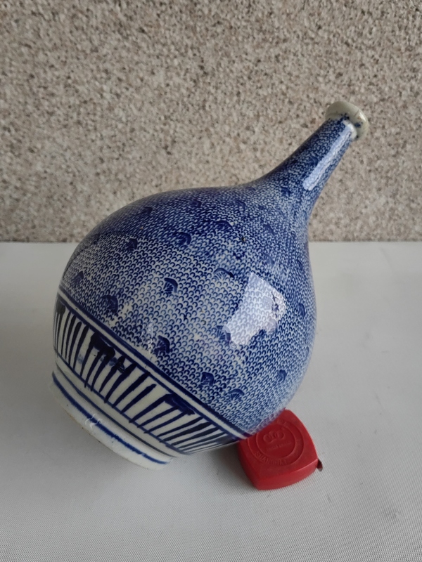 古玩陶瓷青花花卉紋膽式瓶拍賣,當前價格567元