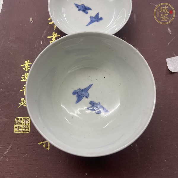 古玩陶瓷青花花鳥花卉紋蓋碗真品鑒賞圖