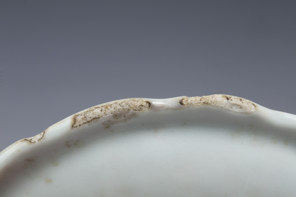 古玩陶瓷清乾隆·青花山水樓閣紋葉形盤(pán)拍賣(mài)，當(dāng)前價(jià)格1280元