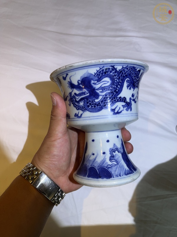 古玩陶瓷青花云龍紋高足杯真品鑒賞圖