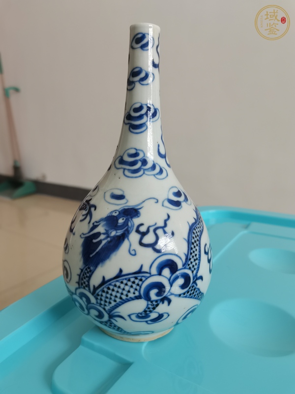 古玩陶瓷青花龍紋錐把瓶真品鑒賞圖