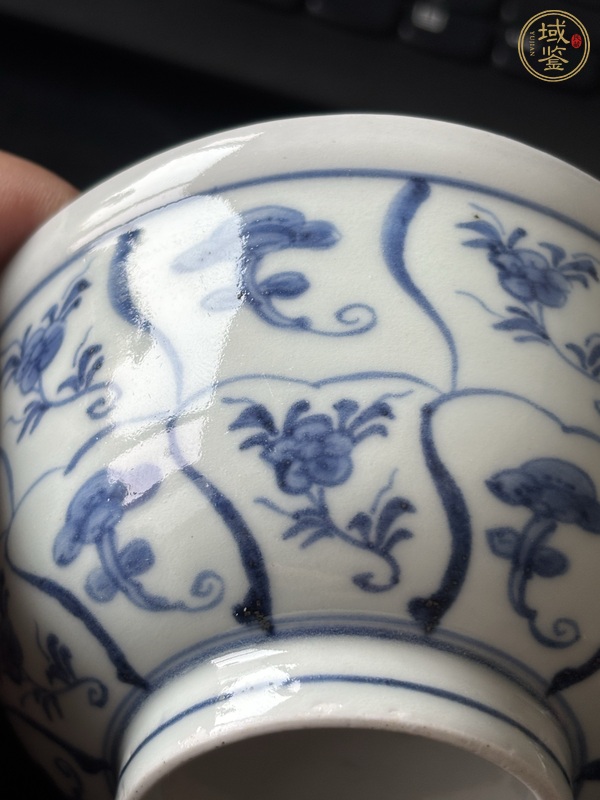 古玩陶瓷清雍正青花靈芝花卉紋蓋碗真品鑒賞圖