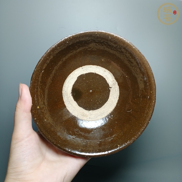 古玩陶瓷茶碗真品鑒賞圖