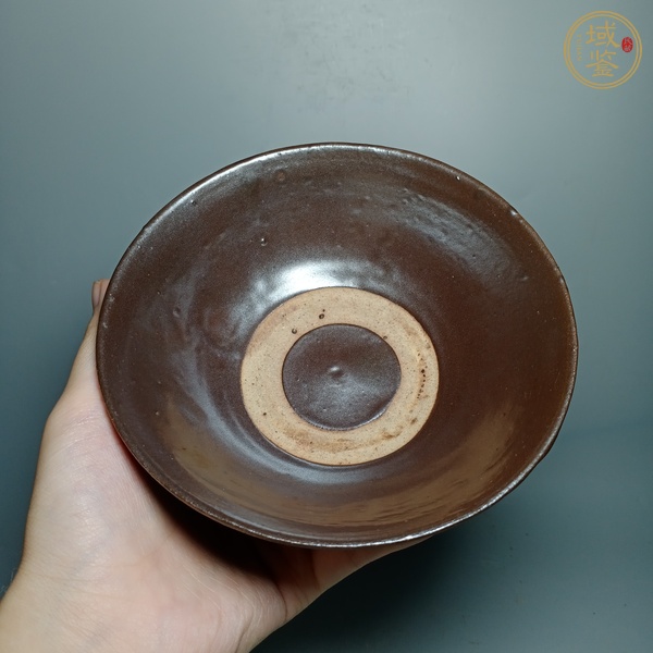 古玩陶瓷茶碗真品鑒賞圖