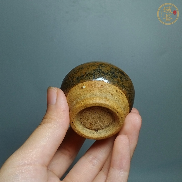 古玩陶瓷杯真品鑒賞圖