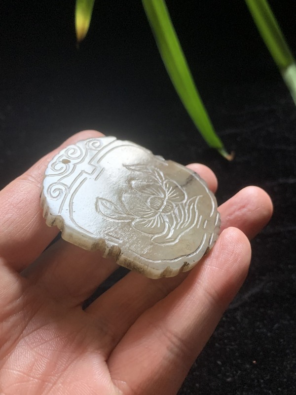 古玩玉器清代和田玉雕“花卉紋牌”拍賣，當(dāng)前價(jià)格11500元