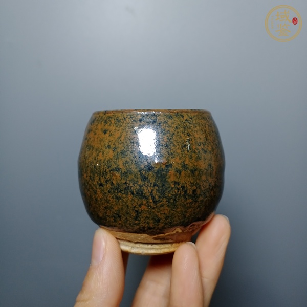 古玩陶瓷酒杯真品鑒賞圖