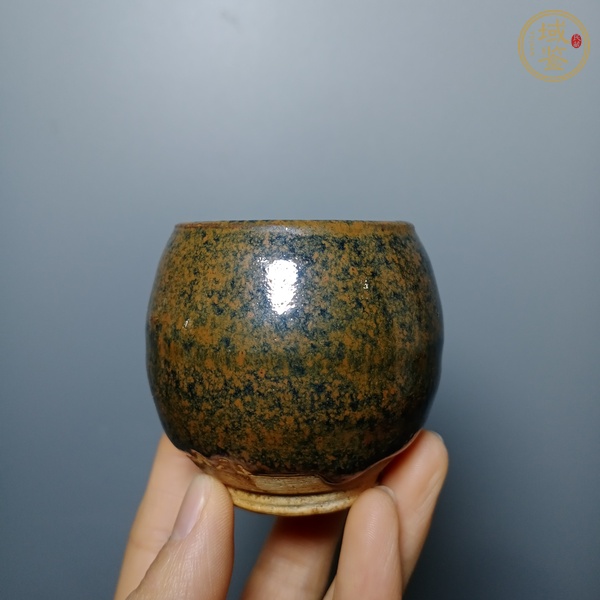 古玩陶瓷酒杯真品鑒賞圖