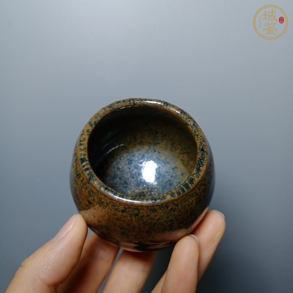 古玩陶瓷酒杯真品鑒賞圖