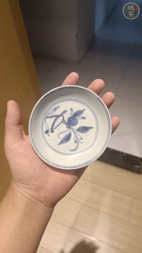 古玩陶瓷花鳥紋青花盤真品鑒賞圖