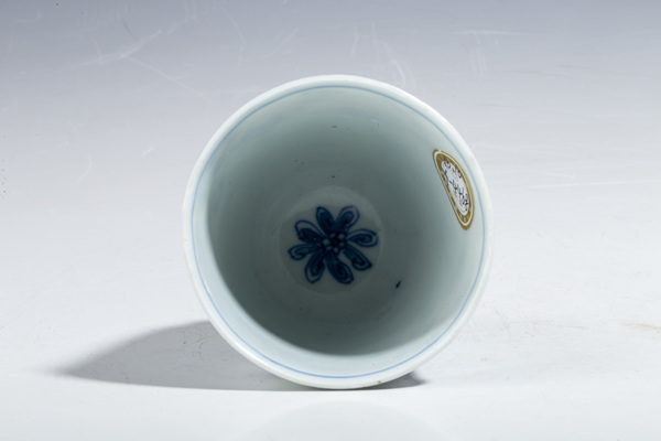 古玩陶瓷清康熙·青花折枝花卉紋鈴鐺杯拍賣，當前價格4500元