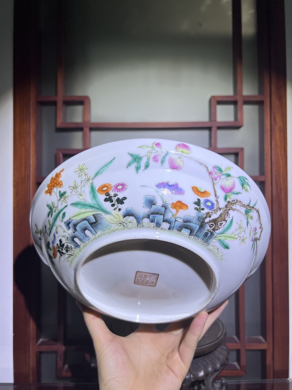 古玩陶瓷【精品】粉彩靈仙祝壽圖蓋碗拍賣，當(dāng)前價格18500元