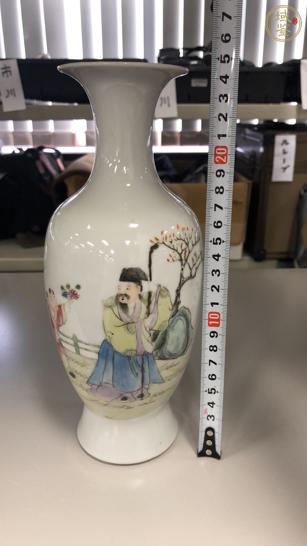 古玩陶瓷粉彩愛菊圖撇口瓶真品鑒賞圖