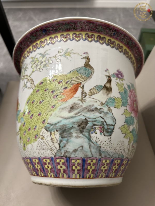 古玩陶瓷花鳥紋花盆真品鑒賞圖