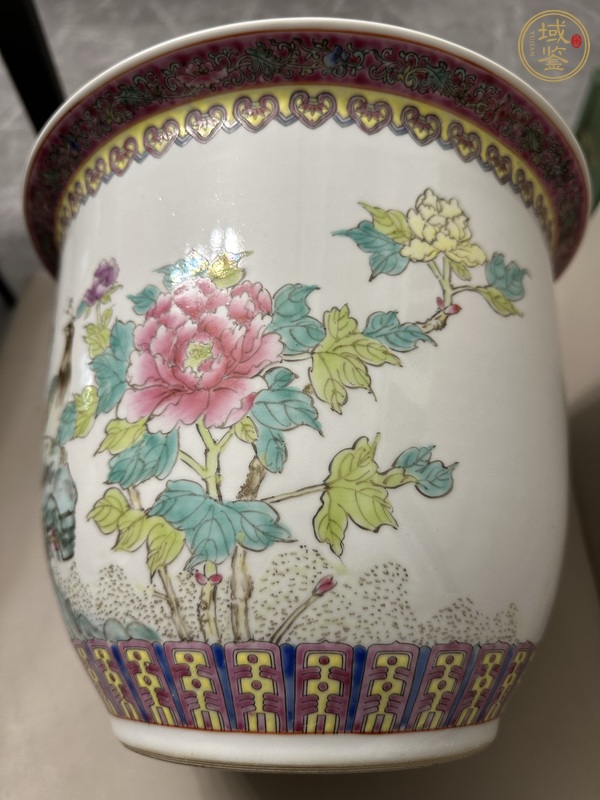 古玩陶瓷花鳥紋花盆真品鑒賞圖