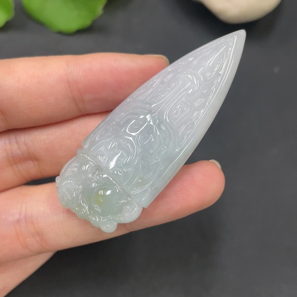 古玩玉器11天然翡翠仿古紋飾掛墜拍賣,當前價格330元