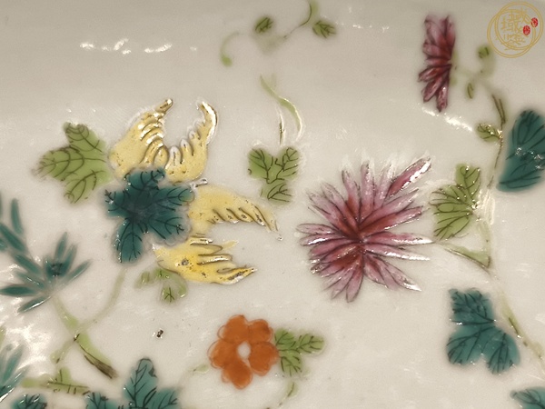 古玩陶瓷粉彩花鳥紋盤真品鑒賞圖