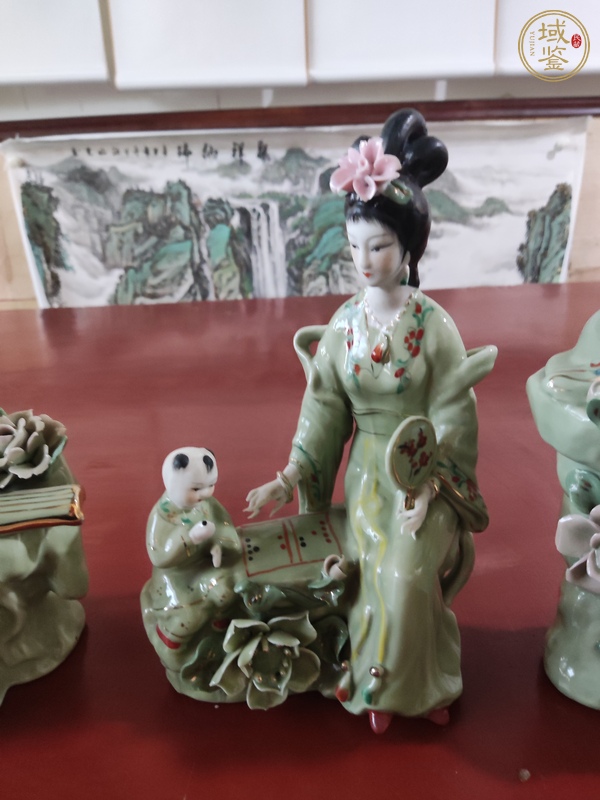 古玩陶瓷奏樂(lè)仕女塑像真品鑒賞圖