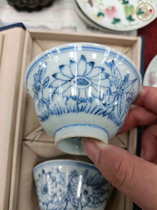 古玩陶瓷青花杯真品鑒賞圖