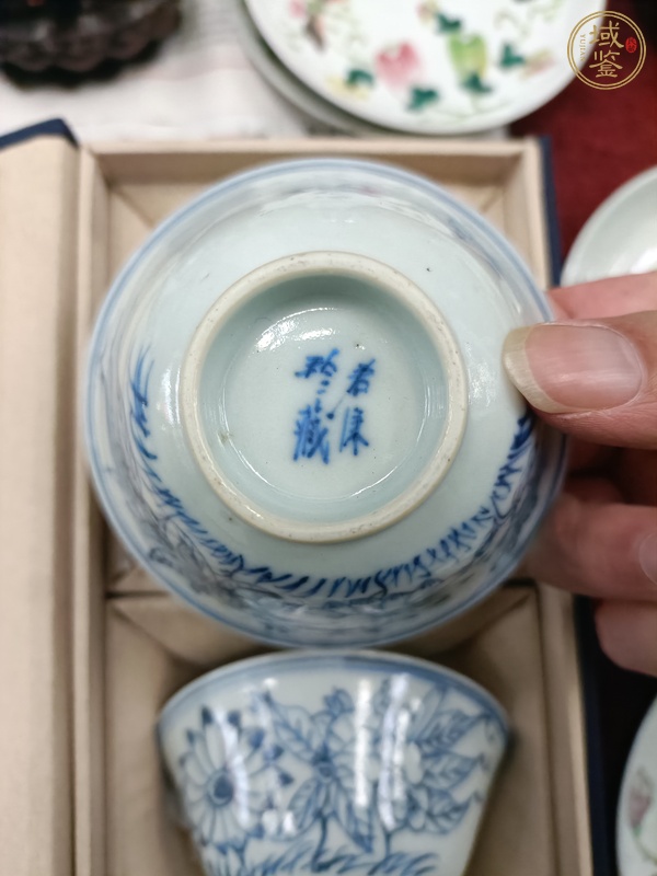 古玩陶瓷青花杯真品鑒賞圖