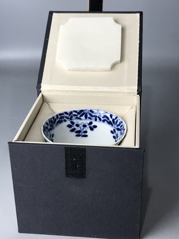 古玩陶瓷（精品品茗杯）晚清·青花花卉紋·品茗杯拍賣，當(dāng)前價(jià)格834元