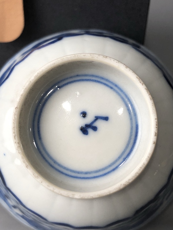 古玩陶瓷（精品花口杯）晚清·青花瓜瓞綿綿·花口杯拍賣(mài)，當(dāng)前價(jià)格870元