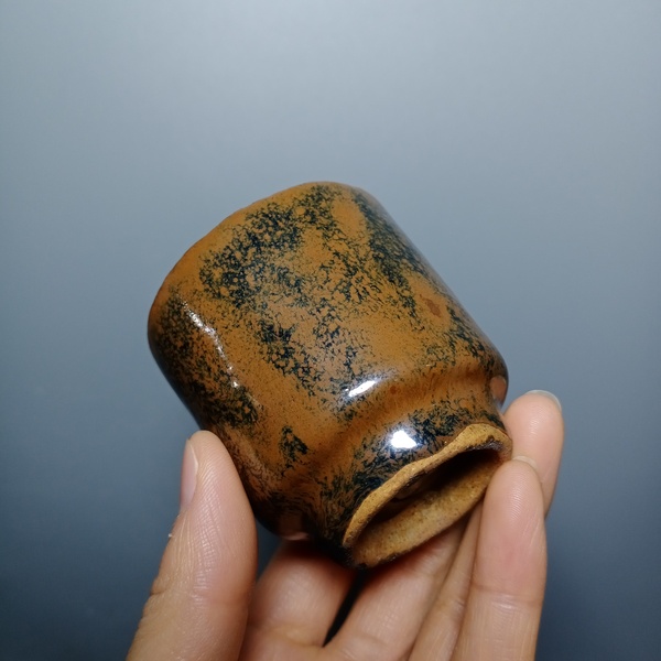 古玩陶瓷元代酒杯拍賣，當(dāng)前價(jià)格588元