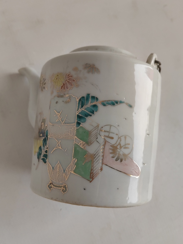 古玩陶瓷粉彩博古圖茶壺拍賣,當前價格456元