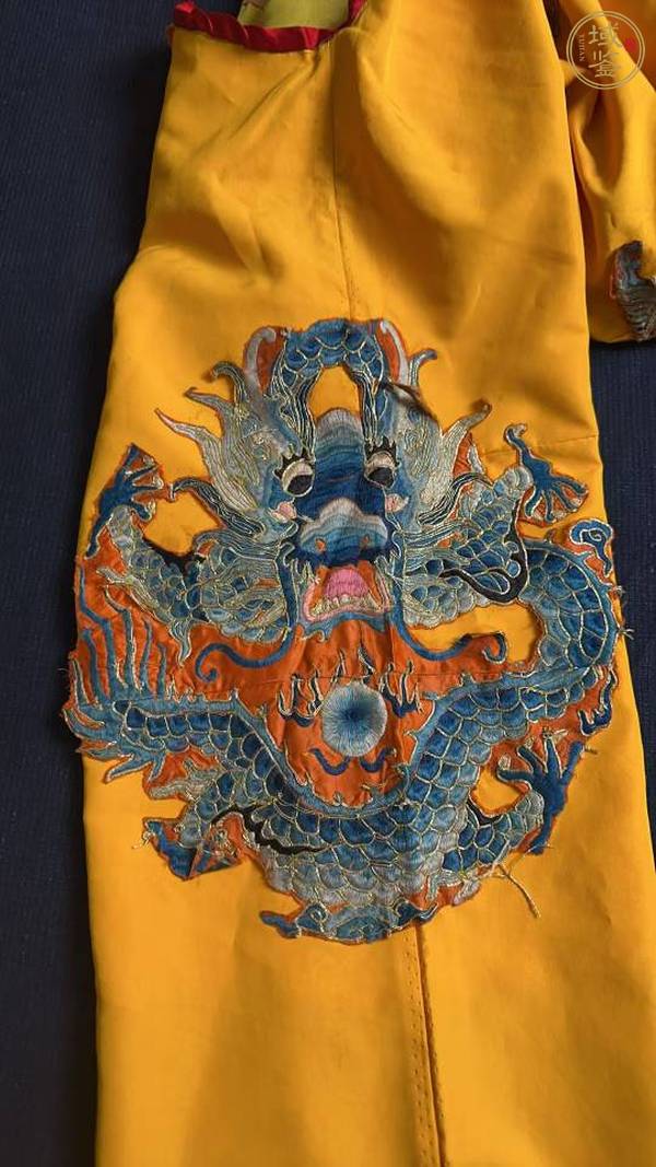 古玩雜項(xiàng)戲服真品鑒賞圖