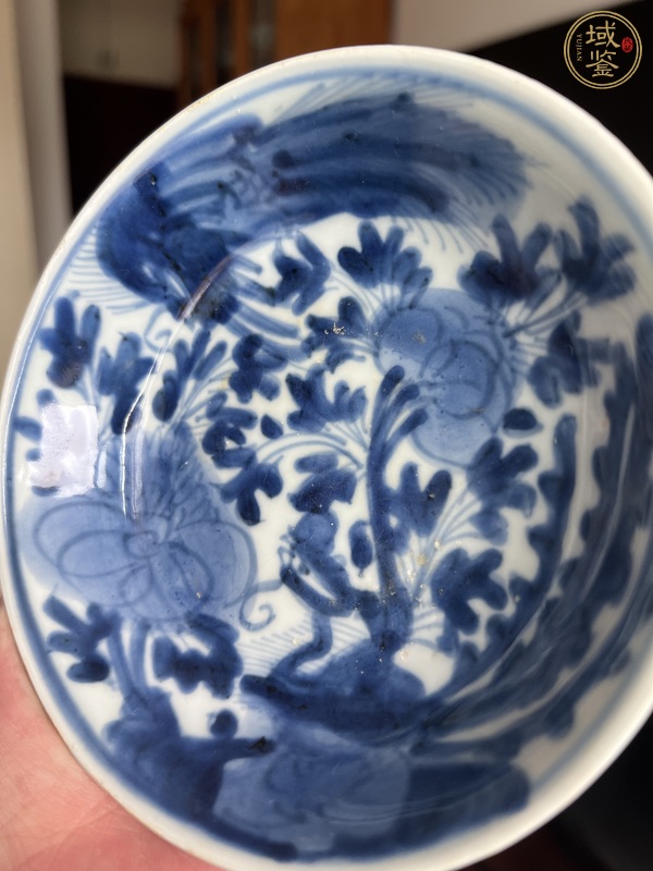 古玩陶瓷鳳穿牡丹紋青花盤真品鑒賞圖