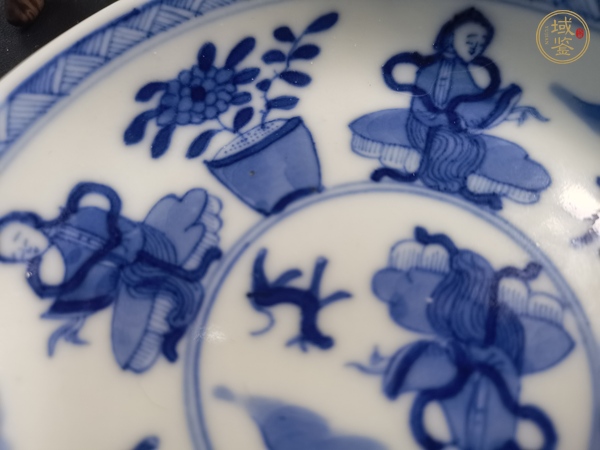 古玩陶瓷清光緒青花仕女故事圖盤真品鑒賞圖