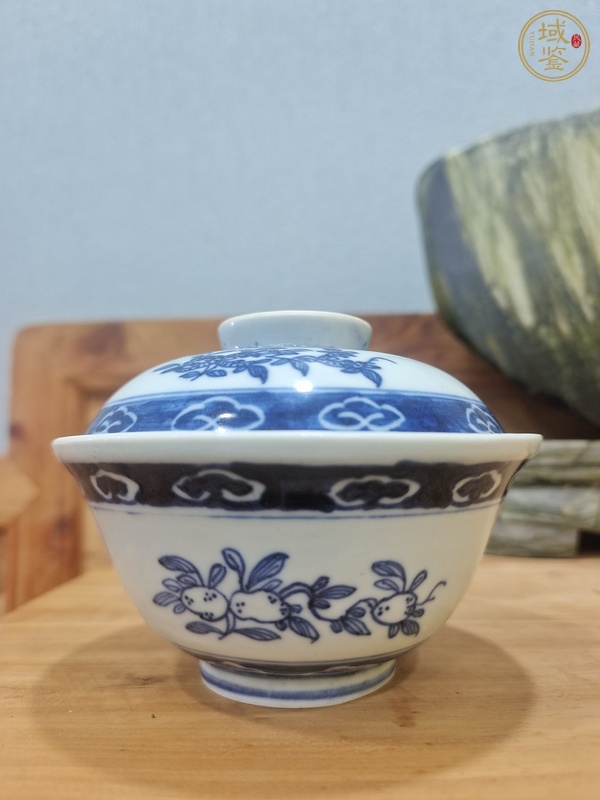 古玩陶瓷青花蓋碗真品鑒賞圖