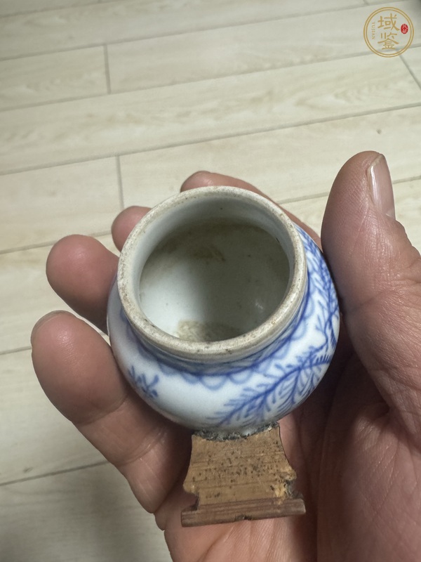 古玩陶瓷青花釉里紅鳥食罐真品鑒賞圖