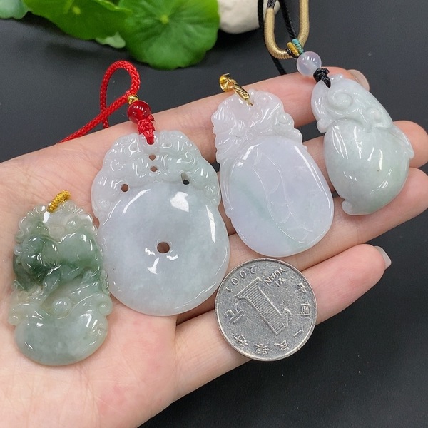 古玩玉器26天然翡翠掛墜 一手走 非金鑲拍賣,當前價格350元