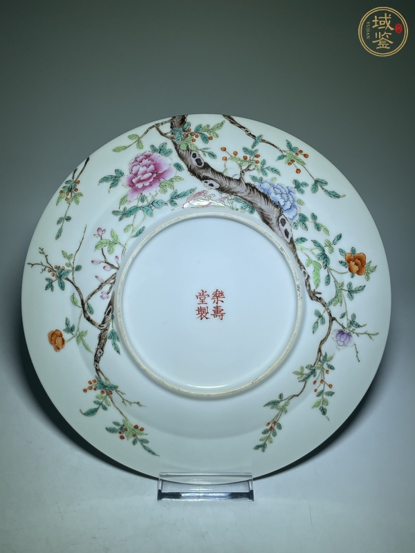 古玩陶瓷花鳥紋粉彩盤真品鑒賞圖